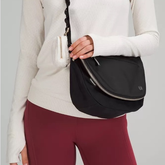 LULULEMON BAG - Picture 1 of 5